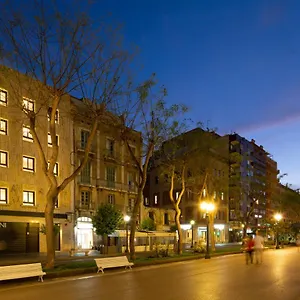 Tgna Rambla 68 Apartment