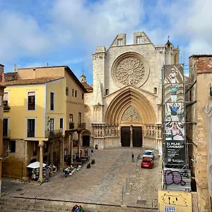 Acogedor Enfrente De La Catedral Tarragona